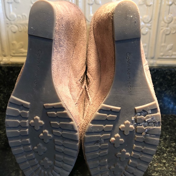 Calvin Klein Odelle Suede fur-lined-6 - Picture 3 of 8